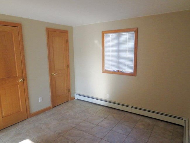 Building Photo - 154 Granada Pky