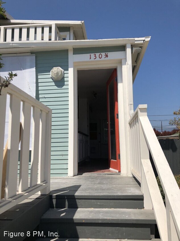 Primary Photo - 115 3/4-134 S Ave 63