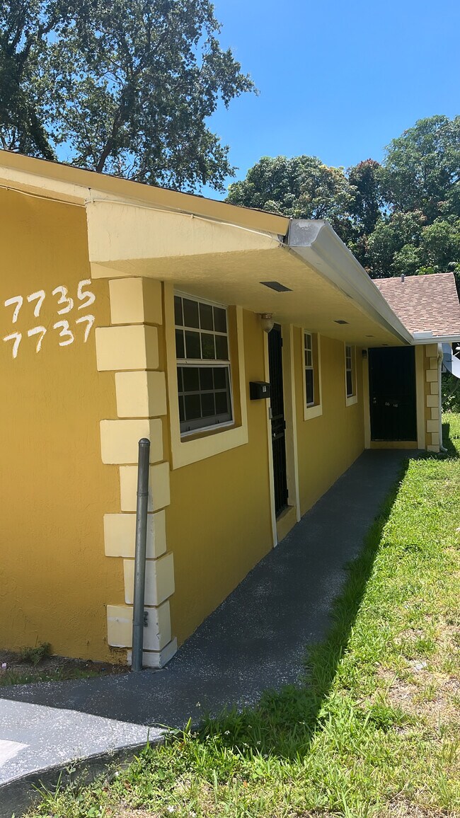 7735 NW 4TH CT, MIAMI, FL 33150 - 7735 NW 4th Ct