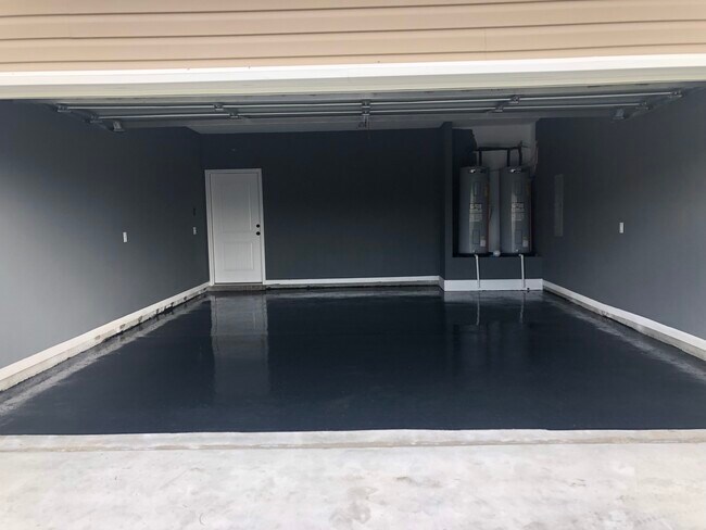 Foto del edificio - 1098 Marne Blvd