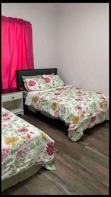 Foto del edificio - 21 Walnut Grv Ave