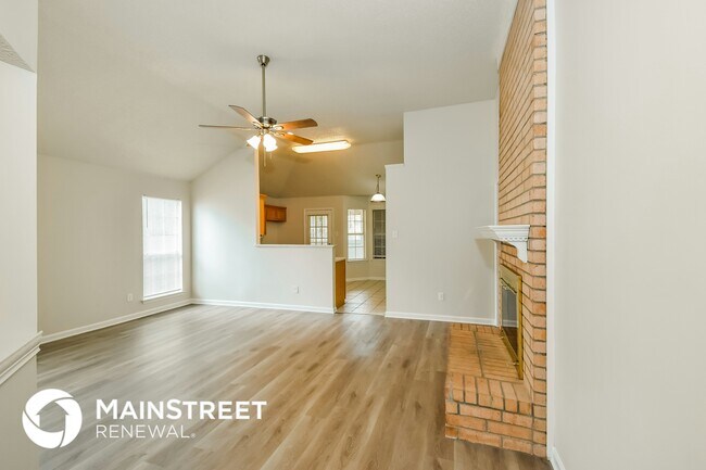 Foto del edificio - 7028 Manslick Rd