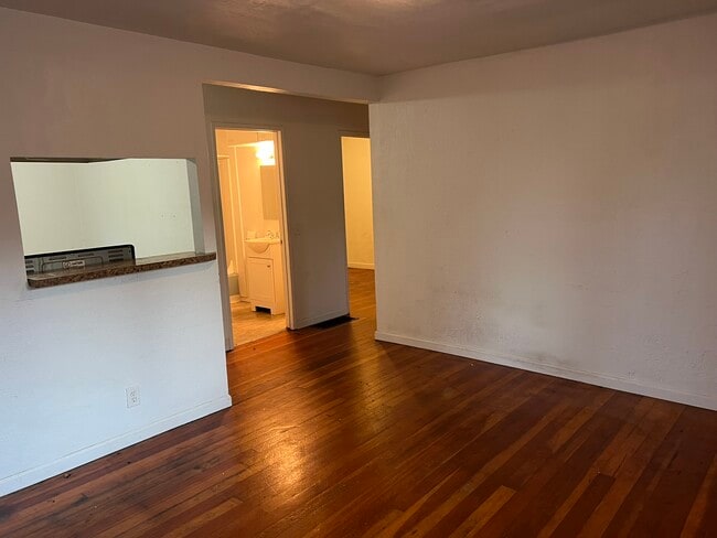 Building Photo - 1329 Sherman Ave