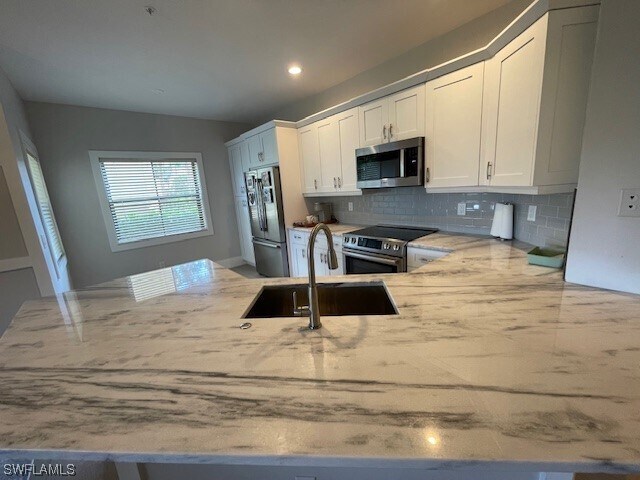 Foto del edificio - 200 Vintage Cir