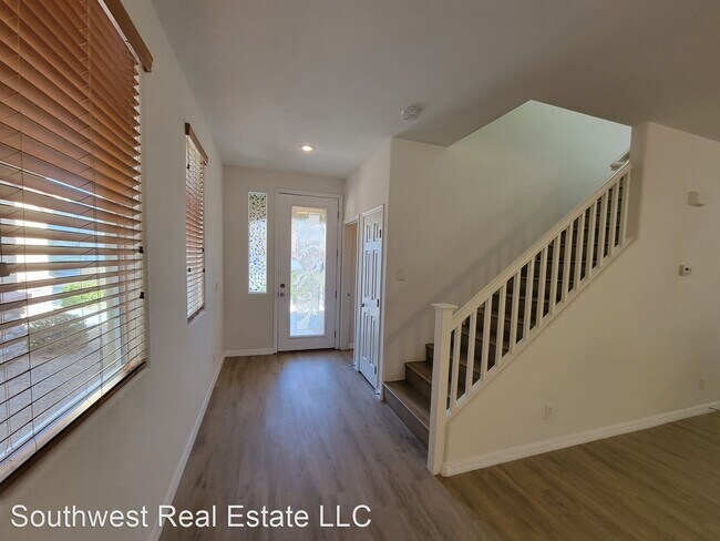 Building Photo - 497 Newberry Springs Dr