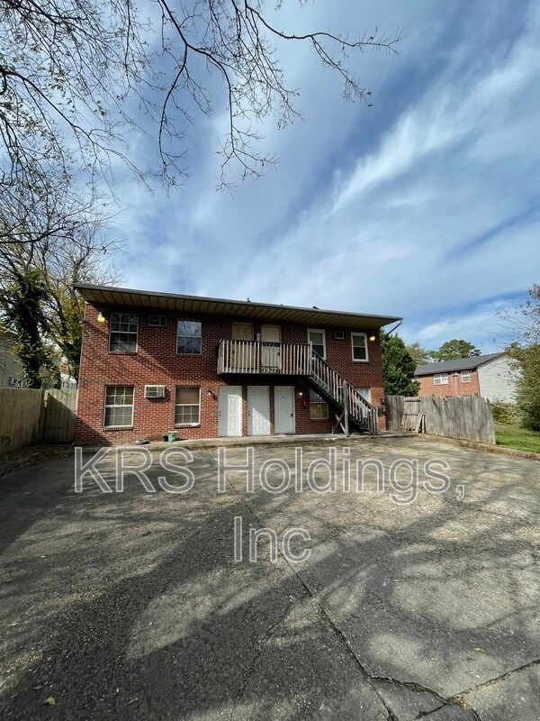 Foto del edificio - 7427 Tyndale, Apt