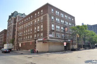 Building Photo - 509 N Lake St