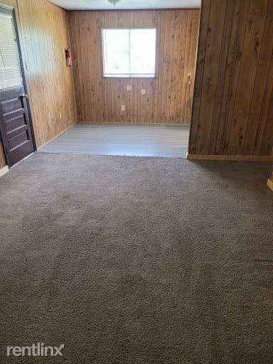 Foto del edificio - 3 br, 1 bath House - 4008 Nassau St