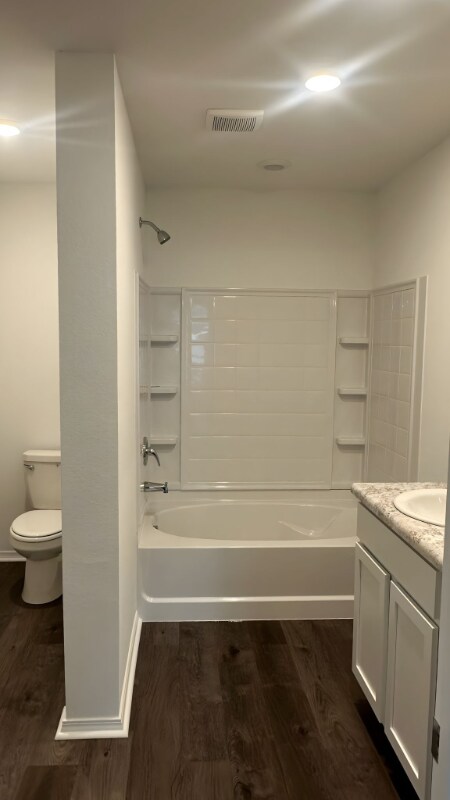 Foto del edificio - 10408 Marilyn Dr