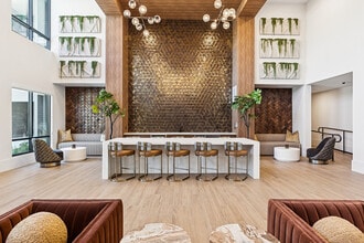 Relax and entertain in the clubroom - Ona