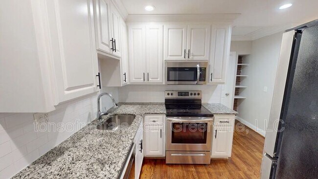 Foto del edificio - 8 Traynham St