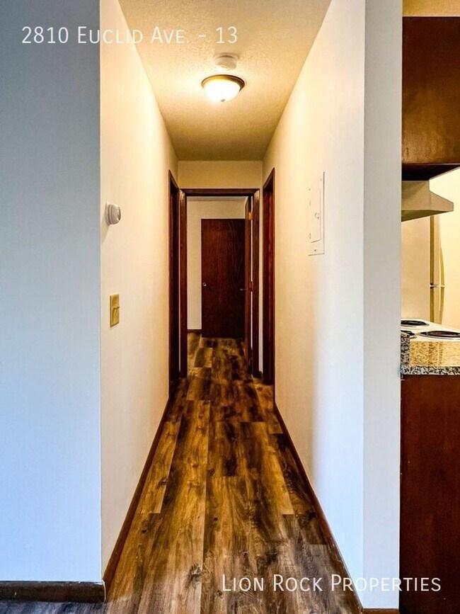 Foto del edificio - Your Modern Comfort in Anoka for $1,299/mo...