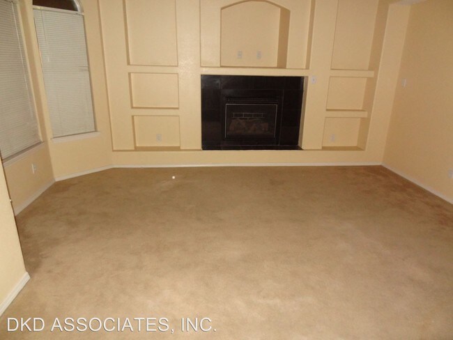 Building Photo - 3 br, 2.5 bath House - 3824 LYNWOOD