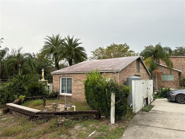 Building Photo - 7024 Sawmill Blvd