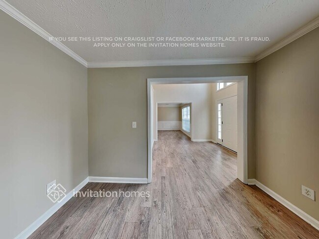 Foto del edificio - 1042 Simon Park Cir