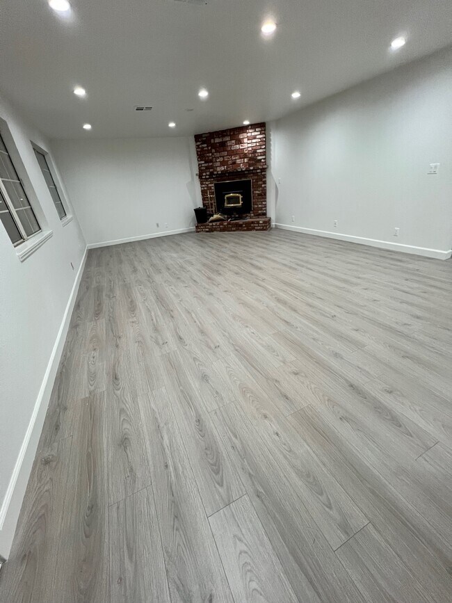 Building Photo - 3250 E Avenue H2