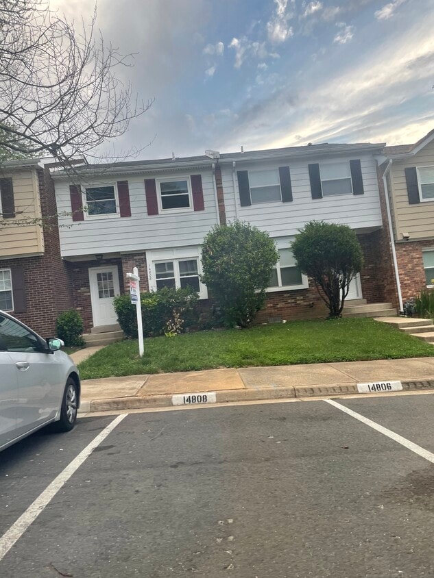 Primary Photo - 14808 Ensor Ct