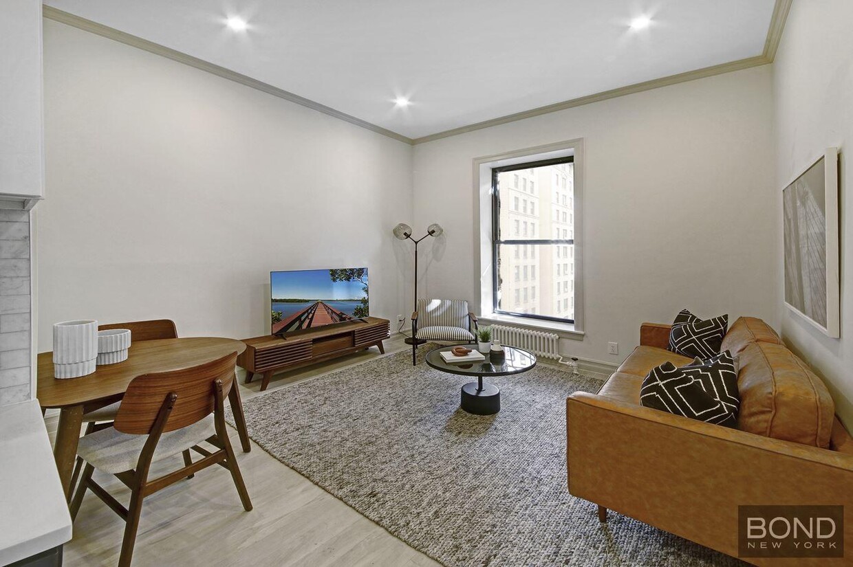Primary Photo - 250 W 91st St