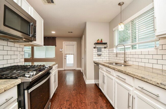 Photo - 10731 Cobblecreek Way House