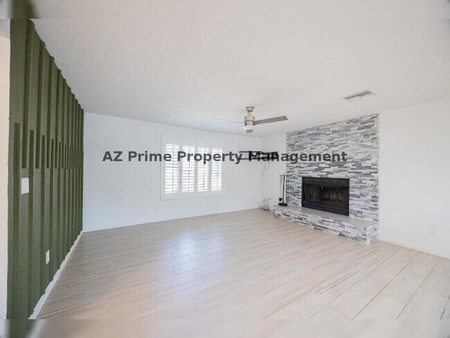 Foto del edificio - 17601 N 18th Dr