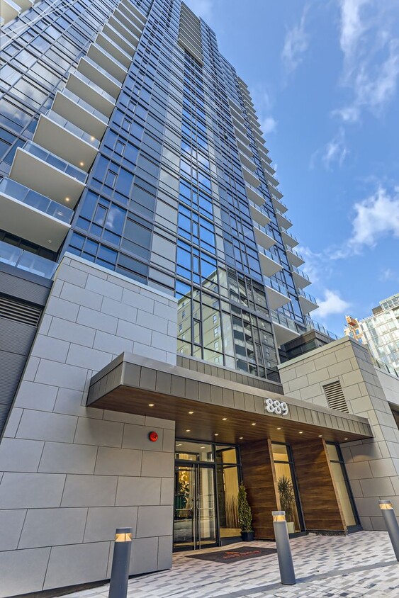 Primary Photo - Avenue Condominiums ~ Downtown Bellevue