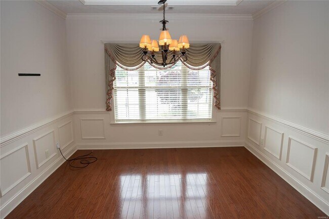 Building Photo - 106 Sweet Meadow Ct