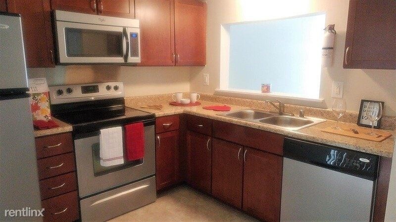 Primary Photo - 2 br, 1.5 bath Townhome - 13 Red Hearth Court