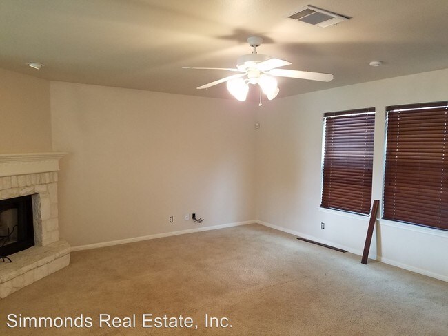 Foto del edificio - 120 Falling Sun