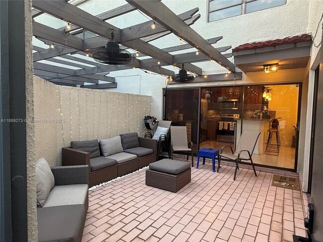 Foto del edificio - 4708 SW 67th Ave