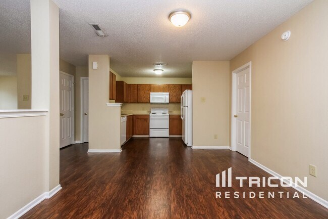 Foto del edificio - 13411 All American Rd