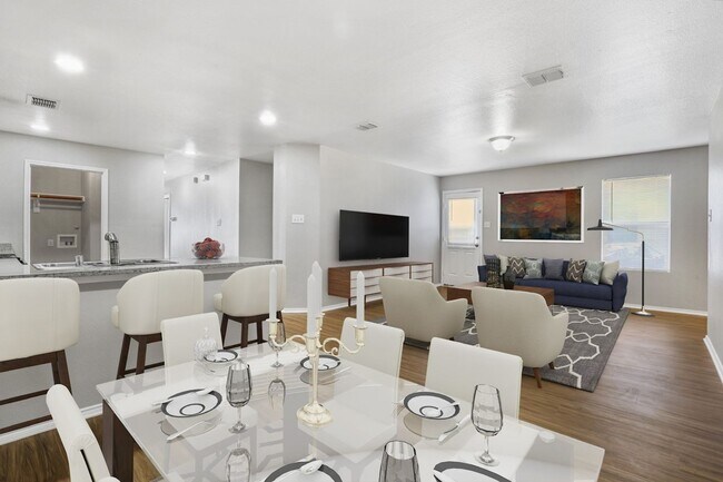 Foto del edificio - 468 Brookbank Dr