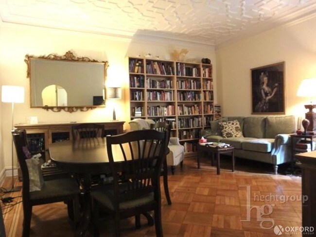 Foto del edificio - 220 West 98th Street