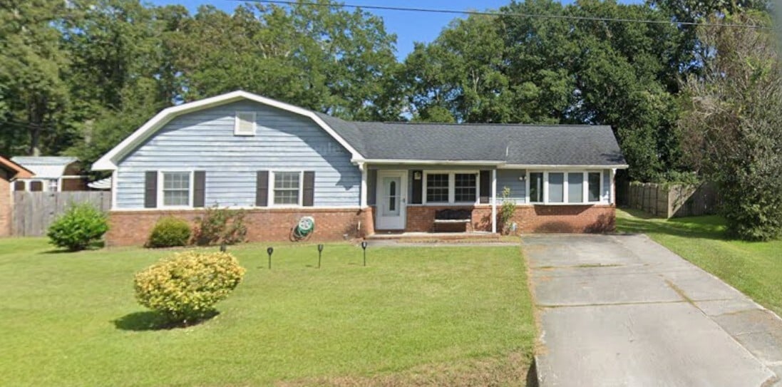 Foto principal - 207 Berry Ct