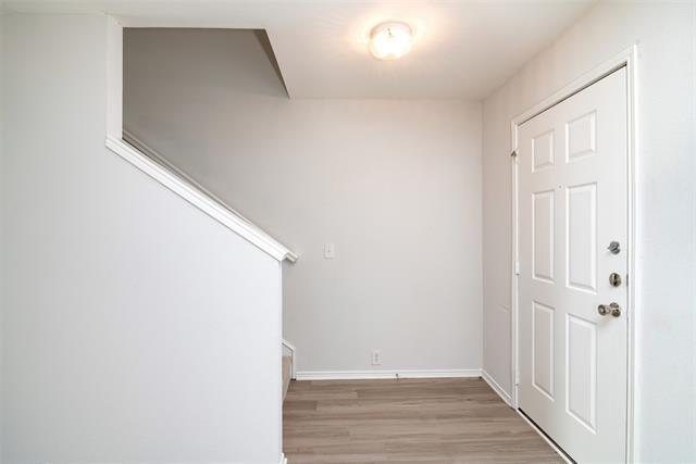 Building Photo - 3001 Sawgrass Dr