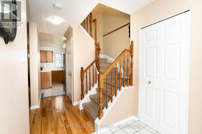 Building Photo - 1479 Lynx Crescent