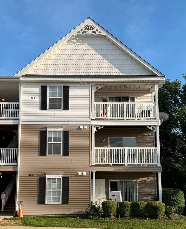 Building Photo - 4300 Spring Creek Ln