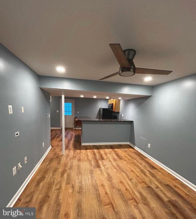 Foto del edificio - 5415 Chillingham Pl