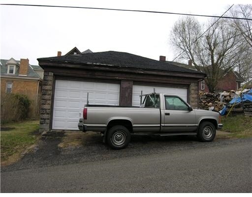 Building Photo - 519 Dawson Ave