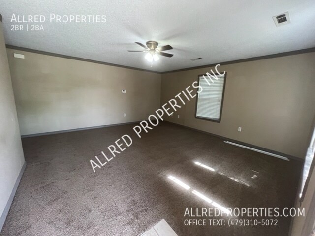 Foto del edificio - Duplex for rent in Fayetteville!!