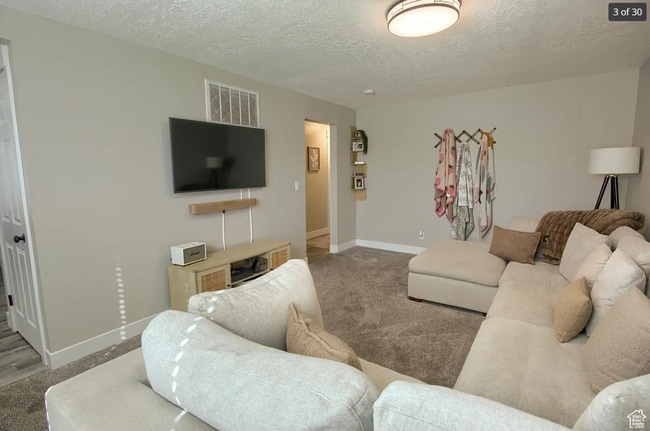 Building Photo - 2672 W 5750 S