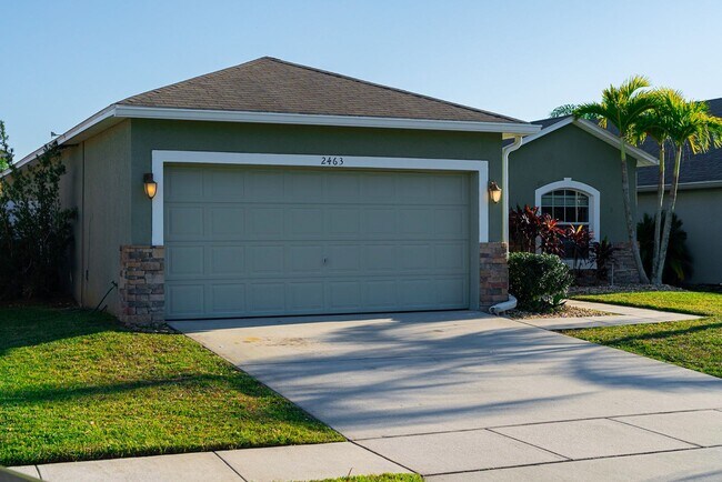 Foto del edificio - Beautiful 3/2 Home in Wyndham Lakes Estates