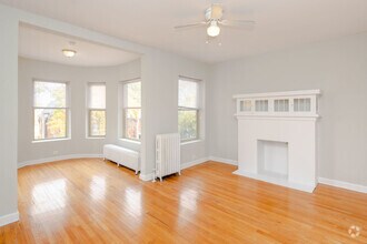 Building Photo - 439 E Oakwood Blvd