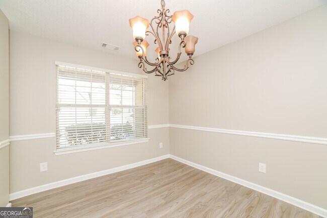 Foto del edificio - 6801 Fireside Ln