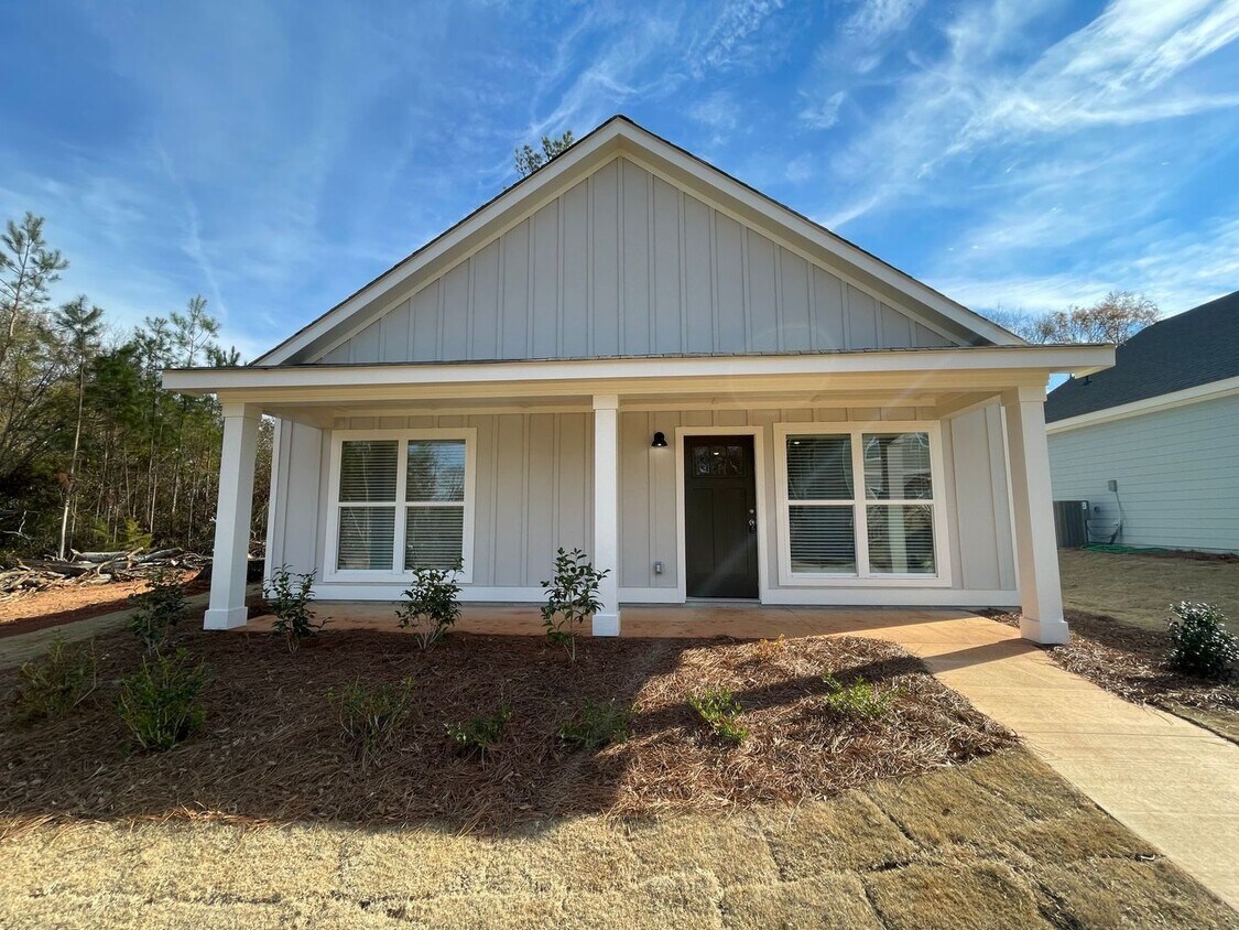 Foto principal - NEW CONSTRUCTION! NOW LEASING FOR JULY 15TH!