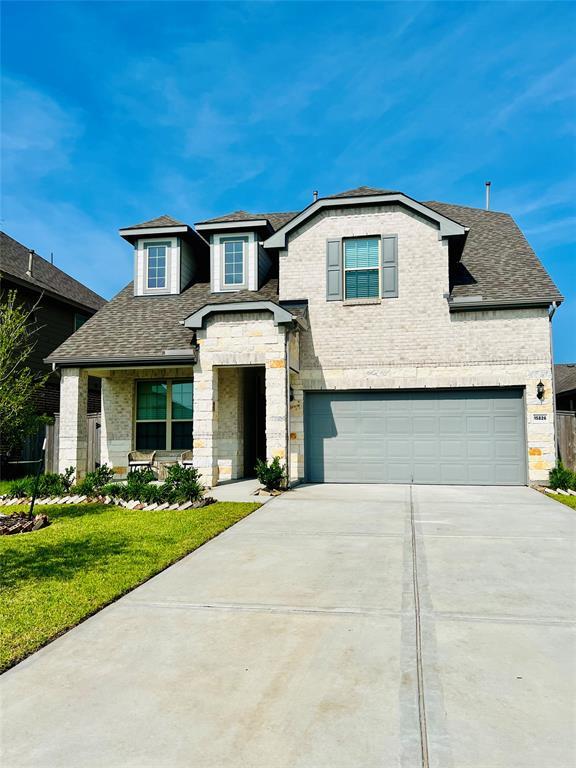 Building Photo - 15826 Dove Holw Dr