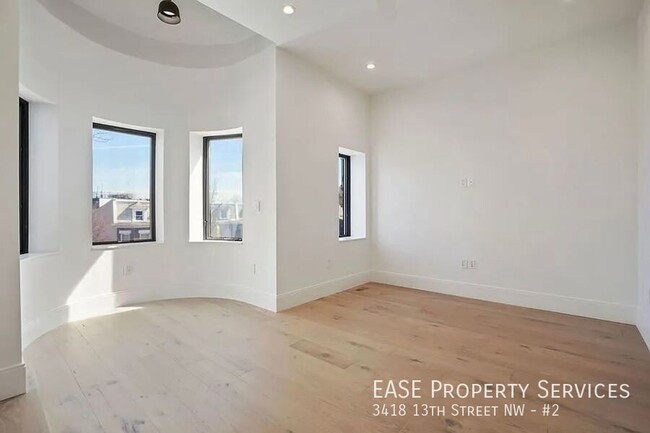 Foto del edificio - 3418 13th St NW