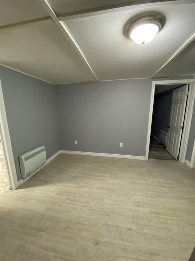 Building Photo - 381 Rue Beausejour