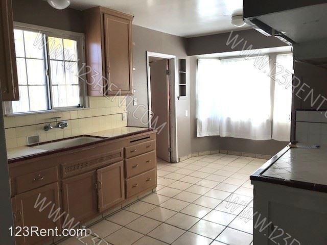 Building Photo - 2 br, 1 bath House - 44602 DATE AVE