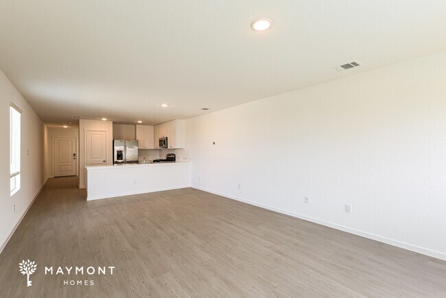 Foto del edificio - 2404 Shady Grv