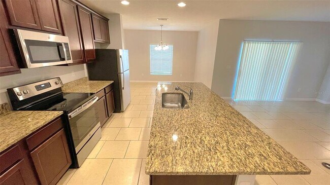 Building Photo - 1166 Celery Oaks Ln